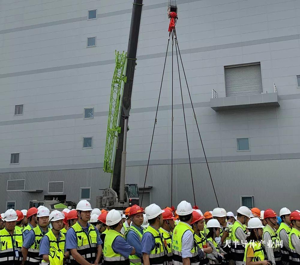 华虹无锡厂打破全球Fab建厂速度记录